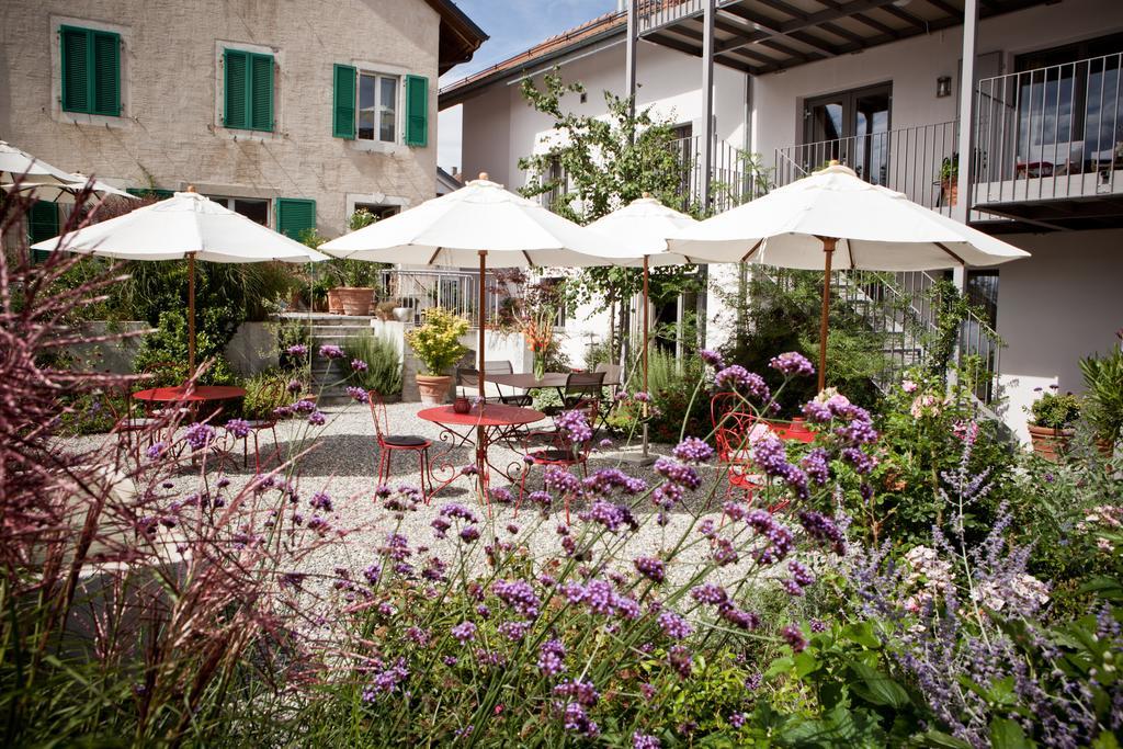 Saint-Livres Le Coq Chantant Studios D'Hotes & Boutique Hotel St-Livres מראה חיצוני תמונה