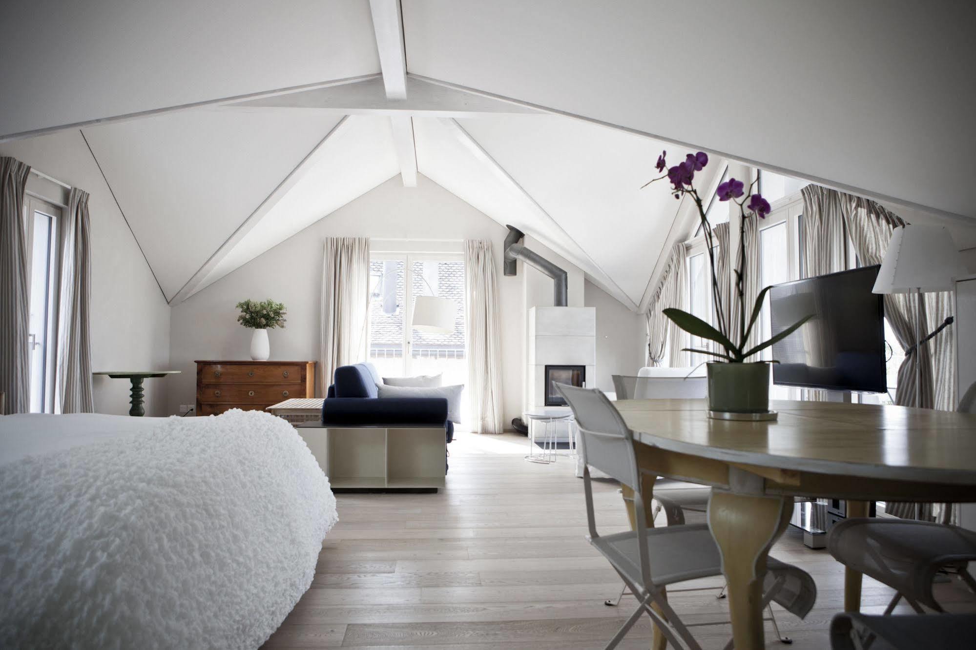 Saint-Livres Le Coq Chantant Studios D'Hotes & Boutique Hotel St-Livres מראה חיצוני תמונה